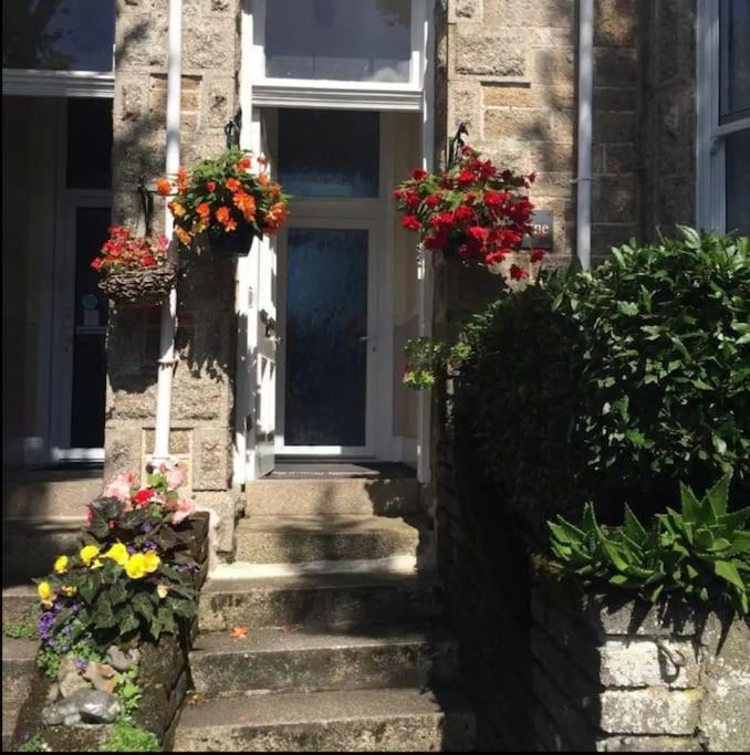 Bright 2 Bedroom Apartment Near Seafront Central Penzance Exteriör bild