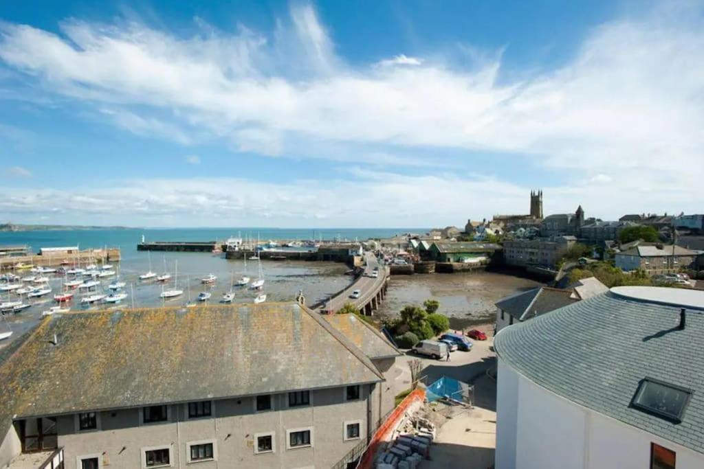 Bright 2 Bedroom Apartment Near Seafront Central Penzance Exteriör bild